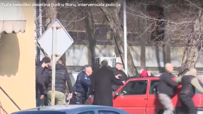 Samo tokom izbora 16 napada